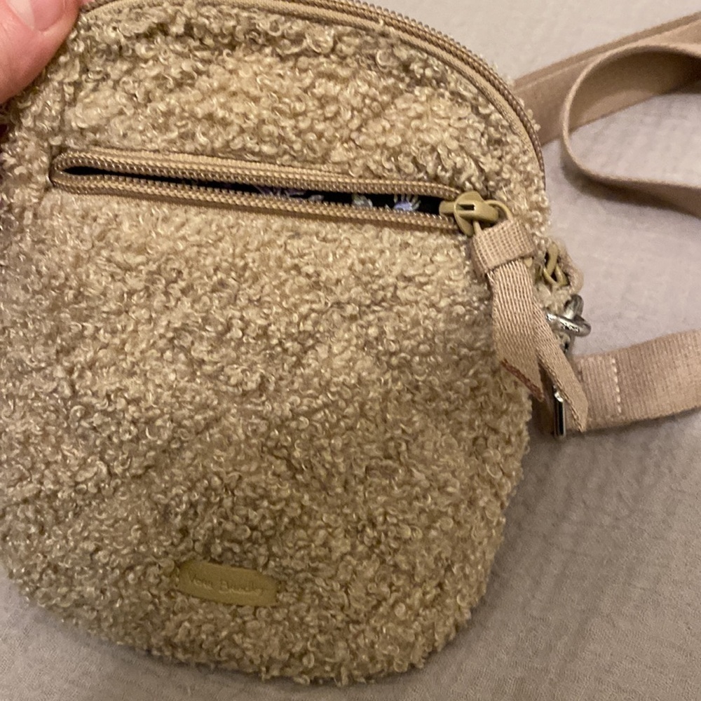 Vera Bradley Teddy Fleece Sherpa small convertible crossbody/ belt bag . - Picture 8 of 14